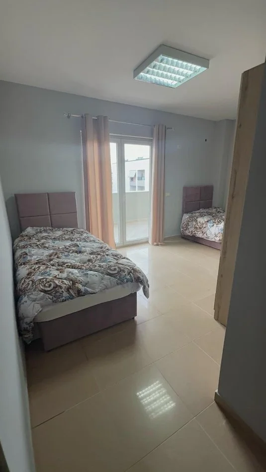 Tirane, shes apartament 2+1+Aneks Kati 6, 122 m² 244.000 € (Varri Bamit)