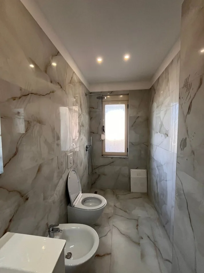 Durres, shitet apartament 1+1 Kati 7, 67 m² 80.000 € 