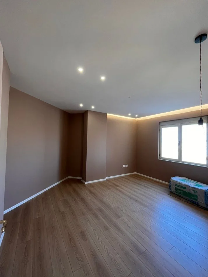 Durres, shitet apartament 1+1 Kati 7, 67 m² 80.000 € 