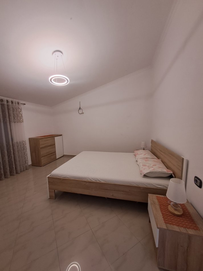 APARTAMENT 2+1+2 ME QERA NE SELITE