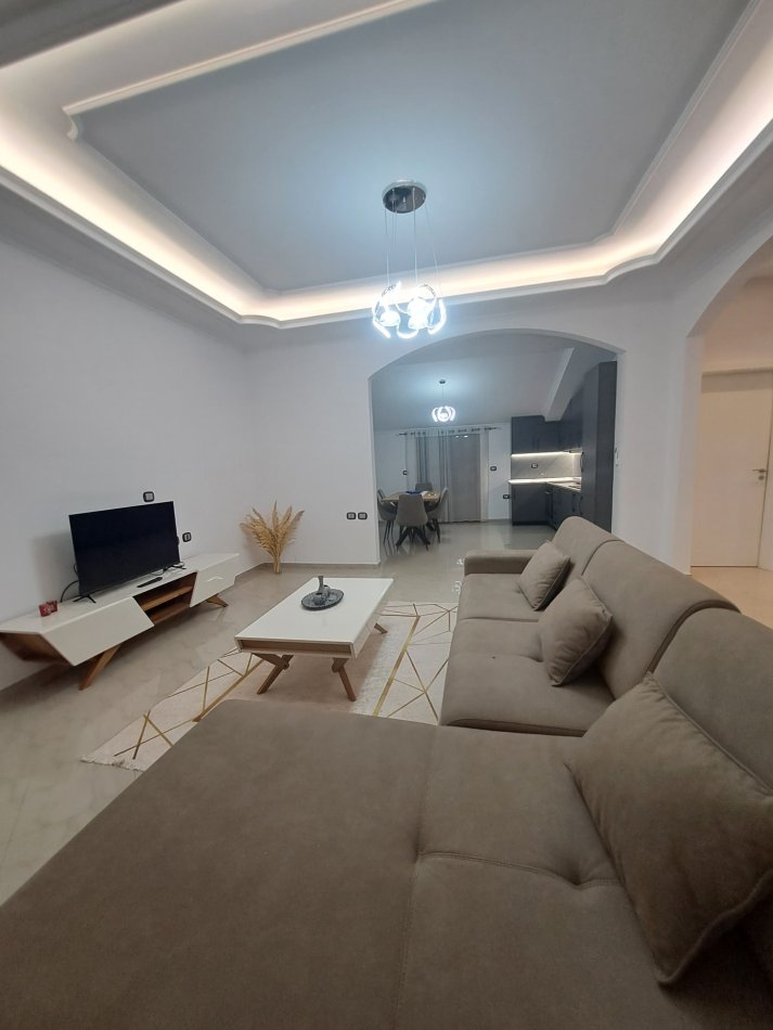 APARTAMENT 2+1+2 ME QERA NE SELITE