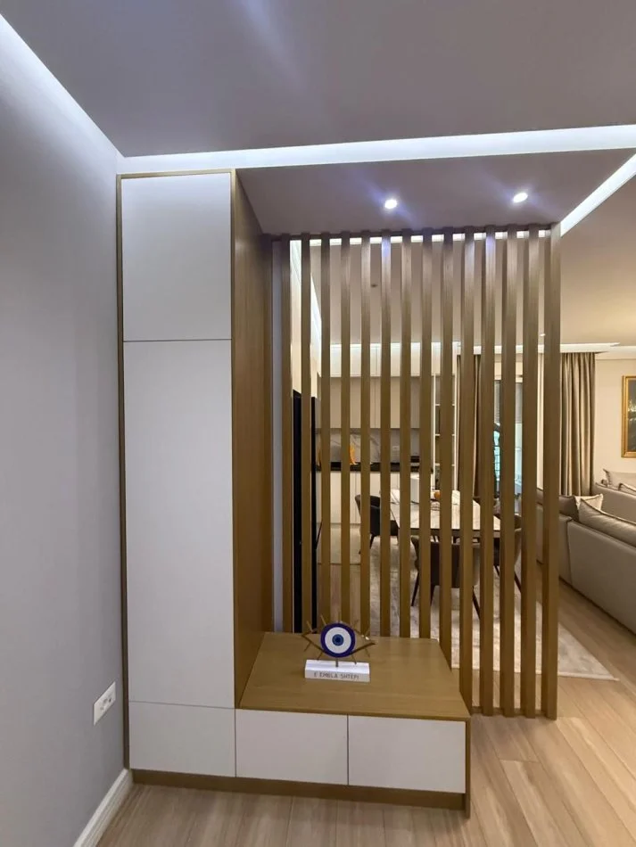 Tirane, shitet apartament 2+1+Ballkon Kati 7, 85 m² 133.000 € (astir)