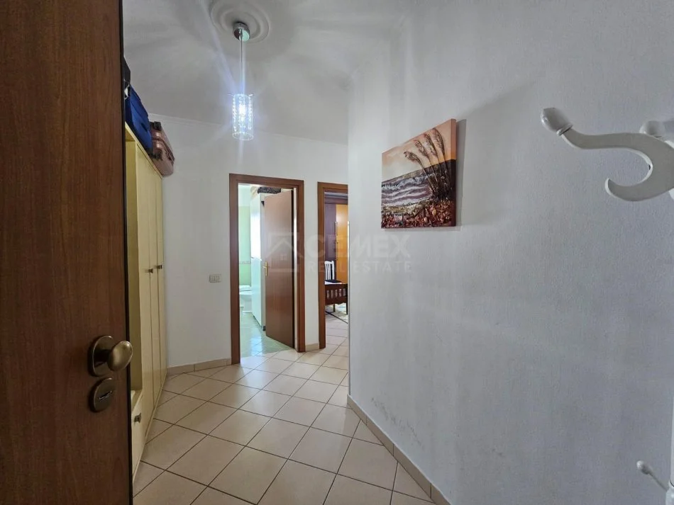 Tirane, shitet apartament 1+1+Ballkon Kati 10, 85 m² (globe)