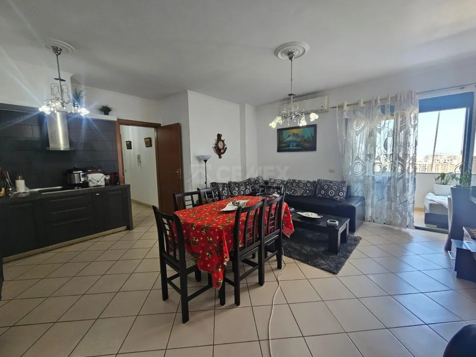 Tirane, shitet apartament 1+1+Ballkon Kati 10, 85 m² (globe)