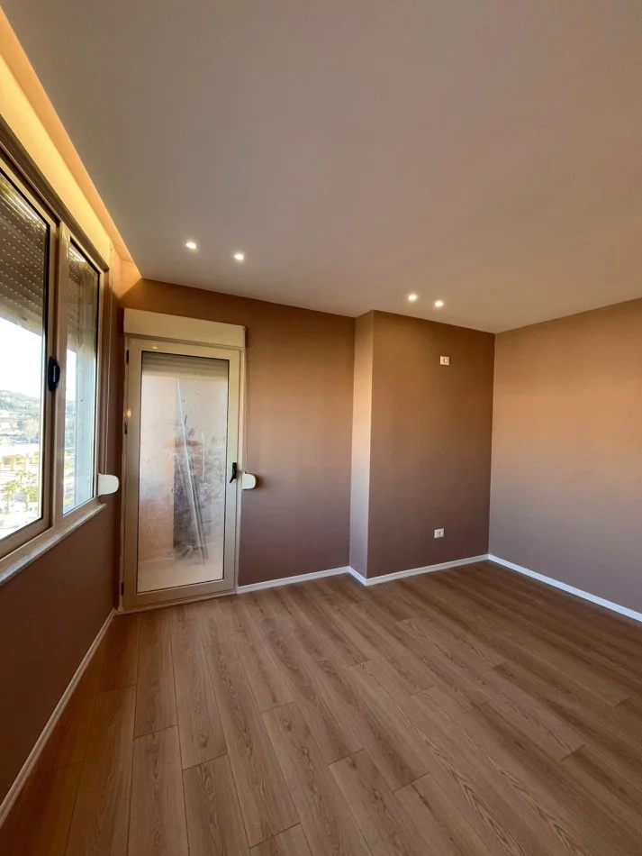 Durres, shitet apartament 1+1 Kati 7, 62 m² 75.000 € 