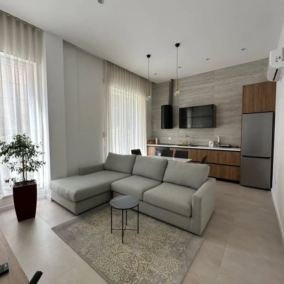 Tirane, shitet 1+1 , 53 m² 98.000 € (Kopshti Zologjik)