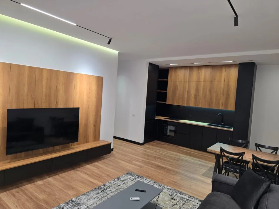 Shqiperi, jepet me qera apartament 1+1+Ballkon Kati 3, 70 m² 1.000 € (Delijorgji)