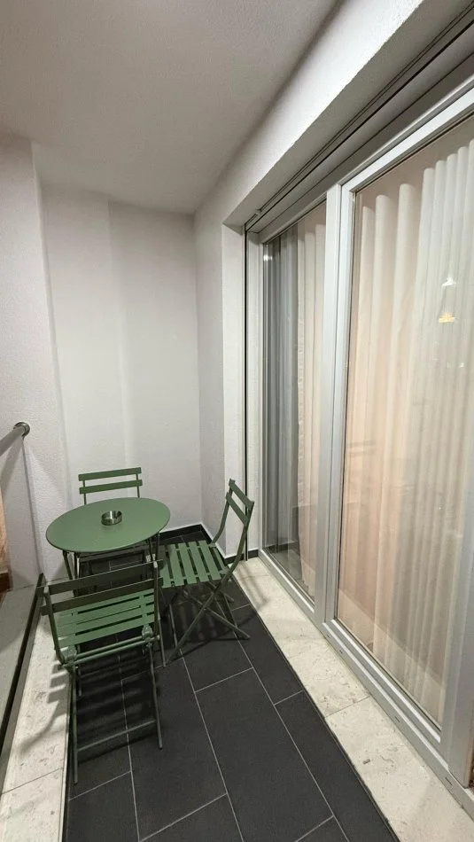 Tirane, jepet me qera garsonier 1+1 Kati 2, 60 m² 500 € (Hamdi Pepo, Selite)