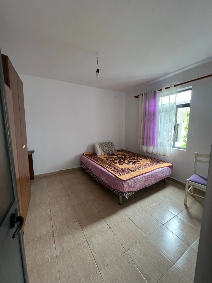 Tirane, jepet me qera shtepi 1+1 Kati 1, 45 m² 260 € (Bajram Allaraj)