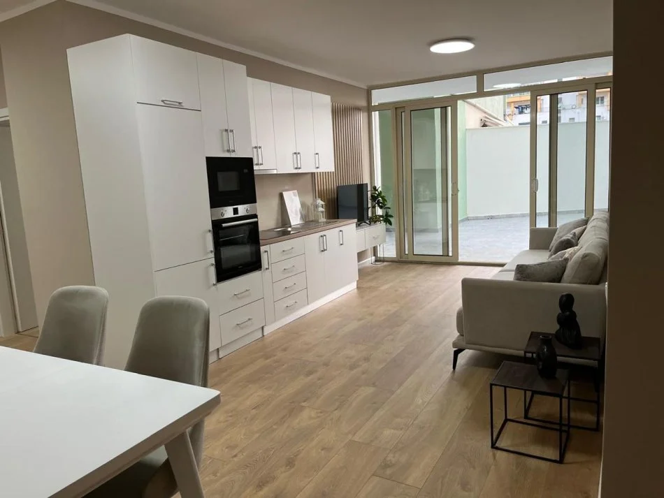 Durres, shitet apartament+verande | Penthouse 3+1+Aneks+Ballkon Kati 2, 118 m² 229.000 € (Vollga)