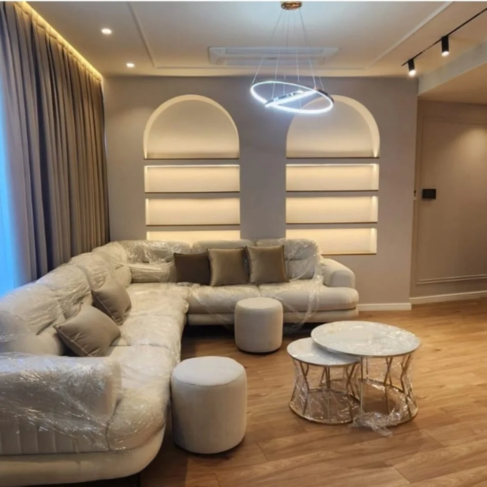 Tirane, jepet me qera 2+1 , 2.300 € (Liqeni Artificial)