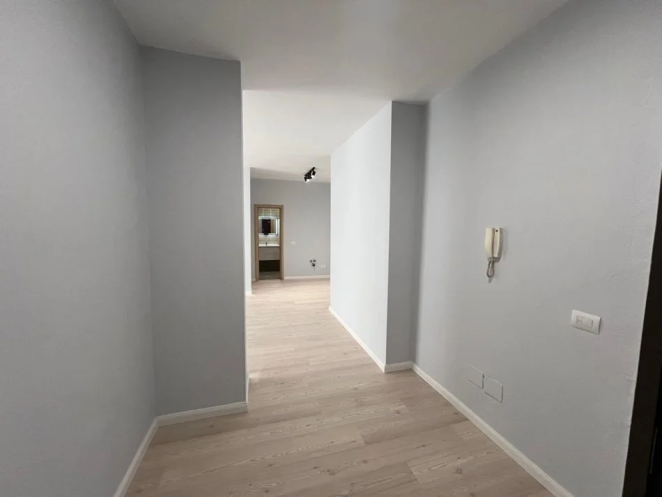 Tirane, shitet 2+1+Aneks+Ballkon Kati 5, 90 m² 128.000 € 