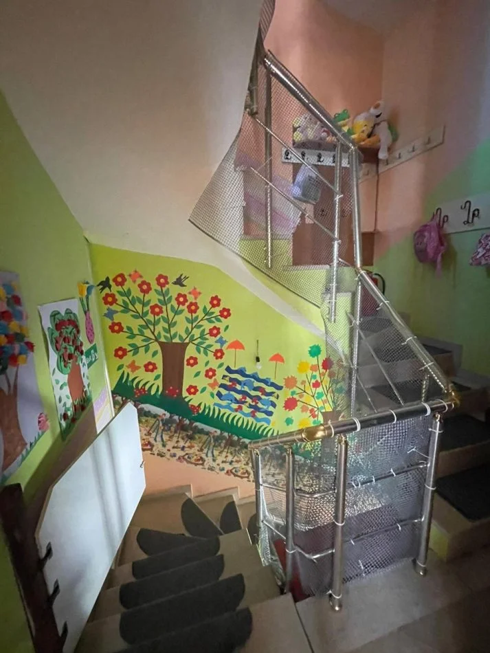 Tirane, jepet me qera ambjent biznesi Kati 5, 380 m² 3.000 € (Brryli)