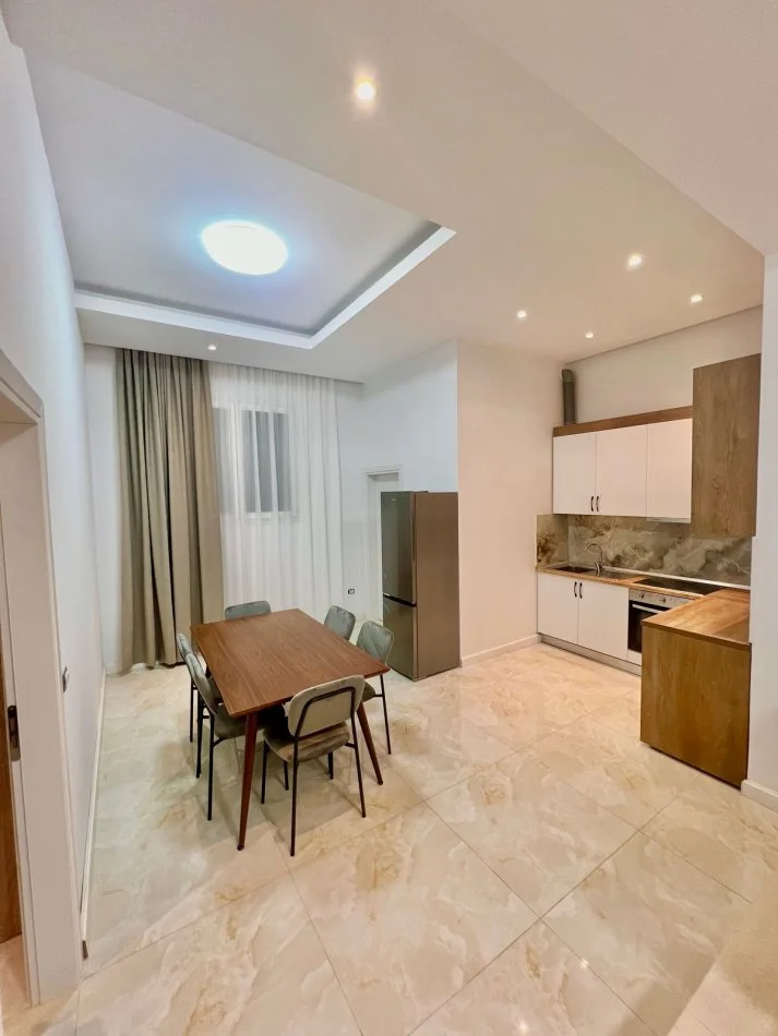 Tirane, jepet me qera apartament 1+1 Kati 5, 75 m² 550 € (Prane Rezidenca "Kodra e Diellit 1")