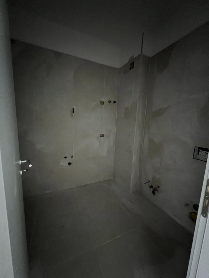 Tirane, shitet apartament 1+1 Kati 3, 56 m² 66.000 € (Univers City)