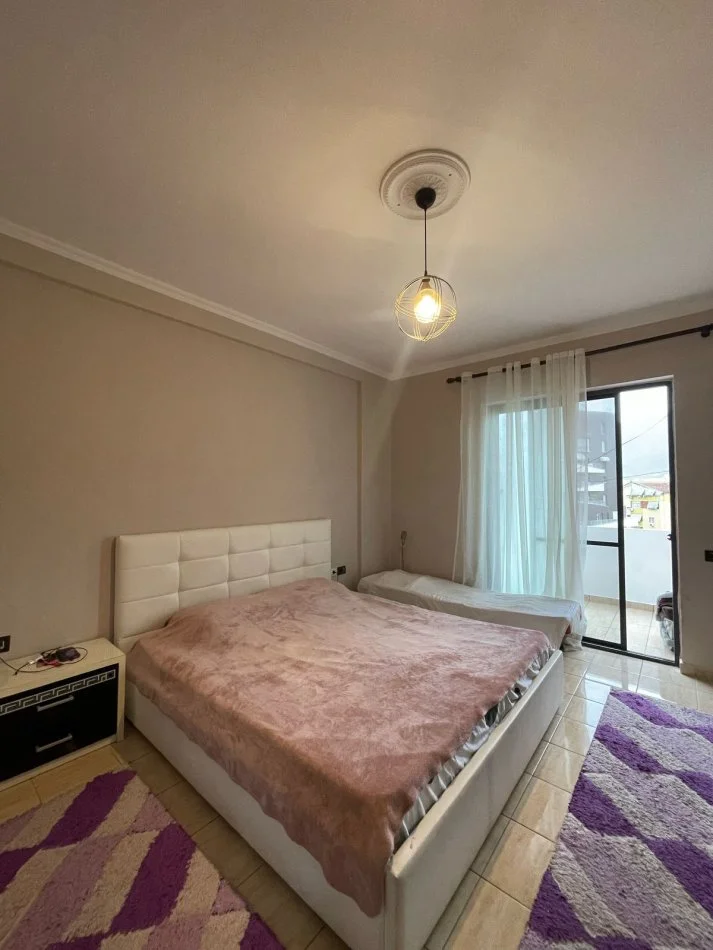 Tirane, jepet me qera apartament 1+1+Ballkon Kati 6, 75 m² 550 € (Selvia)