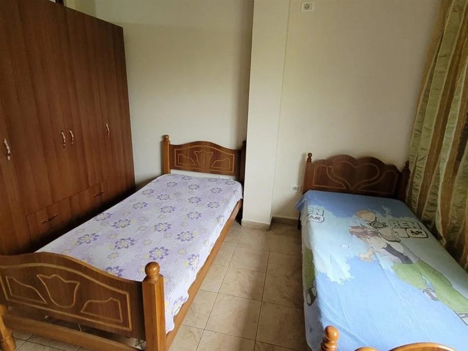 Tirane, shitet apartament 2+1+Ballkon Kati 3, 75 m² 145.000 € (21 Dhjetori)