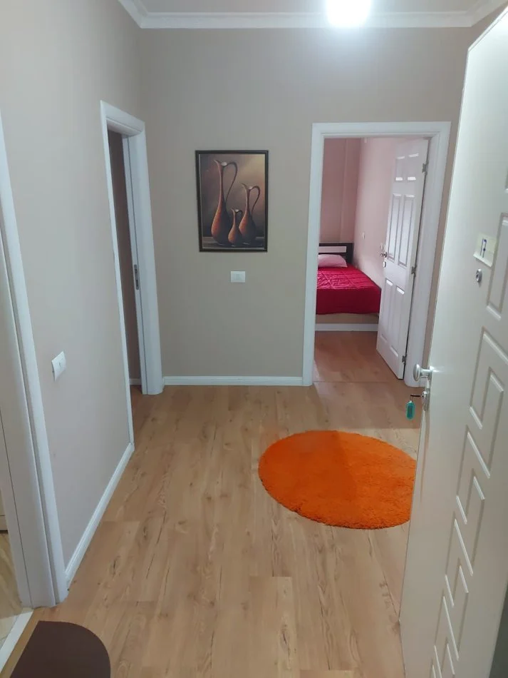 Tirane, jepet me qera apartament 2+1+Ballkon Kati 5, 96 m² 900 € (Kopshti Zoologjik)