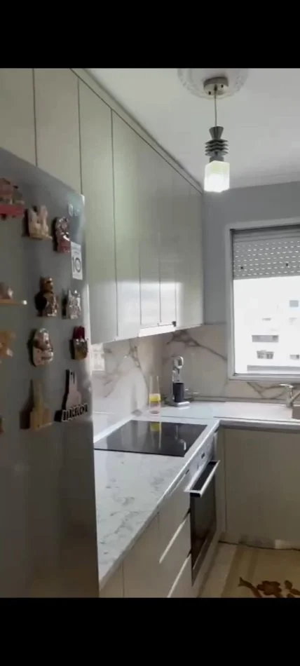 Jepet me Qera Apartament 2+1 , 500 euro