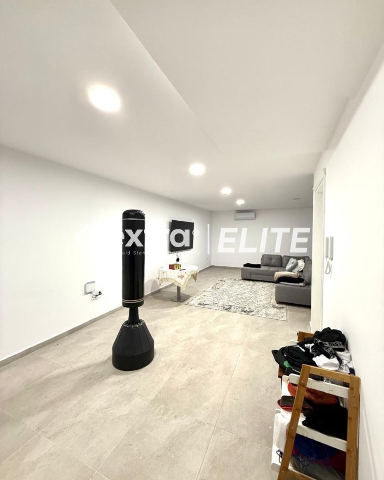 Tirane, jepet me qera Vile 4+1 Kati 2, 2.500 € (Elysium Residence, Tiranë)