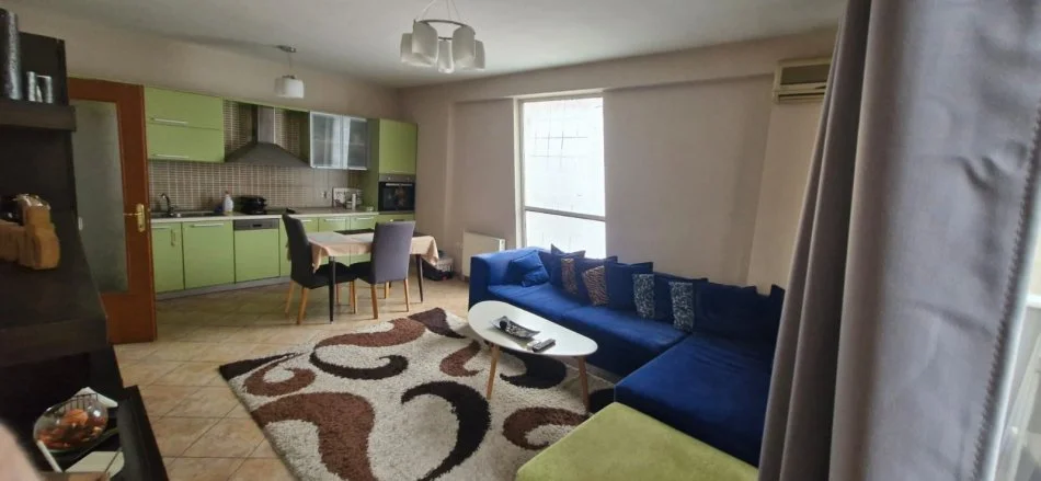 Tirane, jepet me qera apartament 2+1+Ballkon Kati 3, 115 m² 650 € (Rruga Tish Dahija , Komuna Parisit)