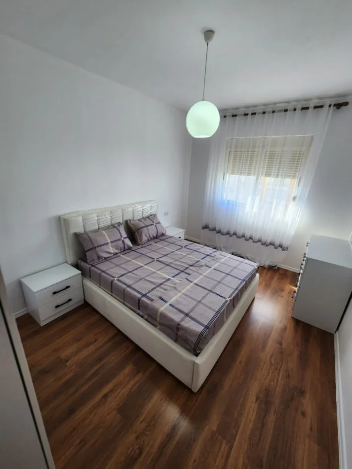 Durres, shitet apartament 2+1+Aneks+Ballkon Kati 7, 100 m² 130.000 € (Rruga Pavaresia| plazh)