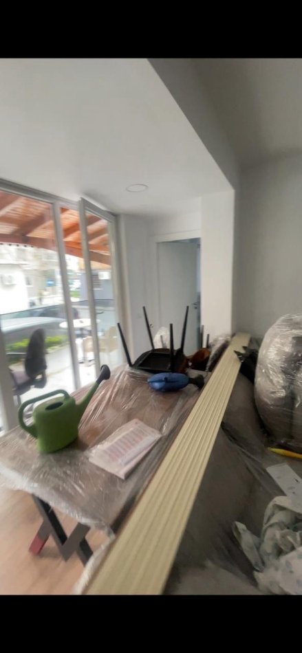 Tirane, jepet me qera apartament 2+1+Ballkon Kati 1, 90 m² 700 € (ZOGU I ZI)