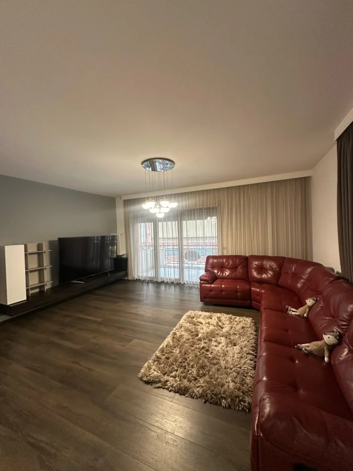 Tirane, shitet apartament 2+1+Ballkon Kati 5, 129 m² 350.000 € (Delijorgji)
