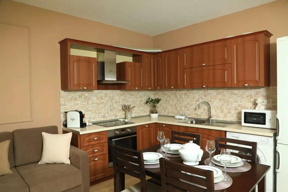 Durres, jepet me qera apartament 1+1+Ballkon Kati 4, 70 m² 500 € (Vollga)