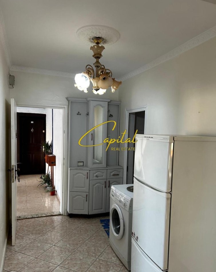 Tirane, jepet me qera apartament 2+1 Kati 6, 80 m² 420 € (LAPRAKE)