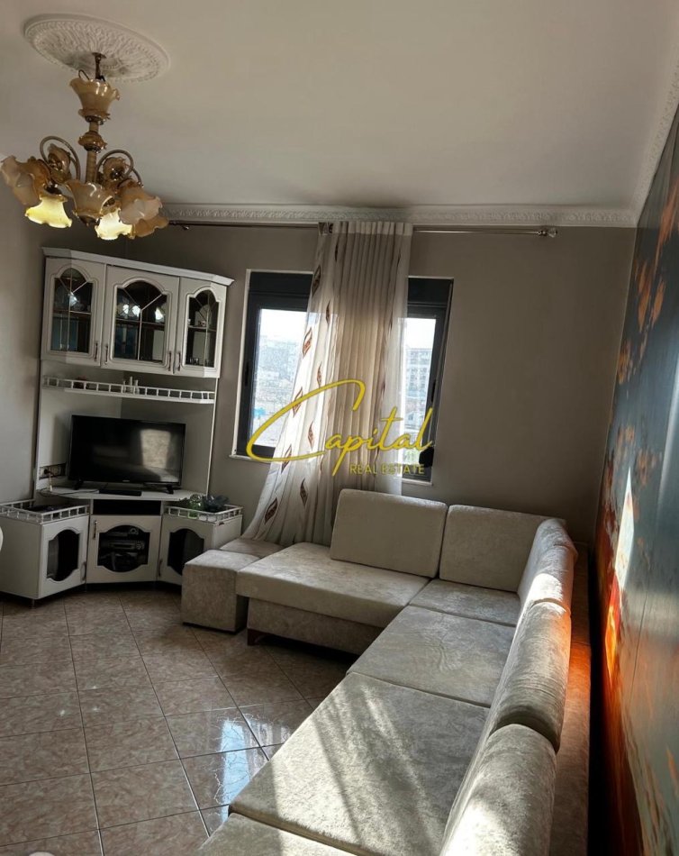 Tirane, jepet me qera apartament 2+1 Kati 6, 80 m² 420 € (LAPRAKE)