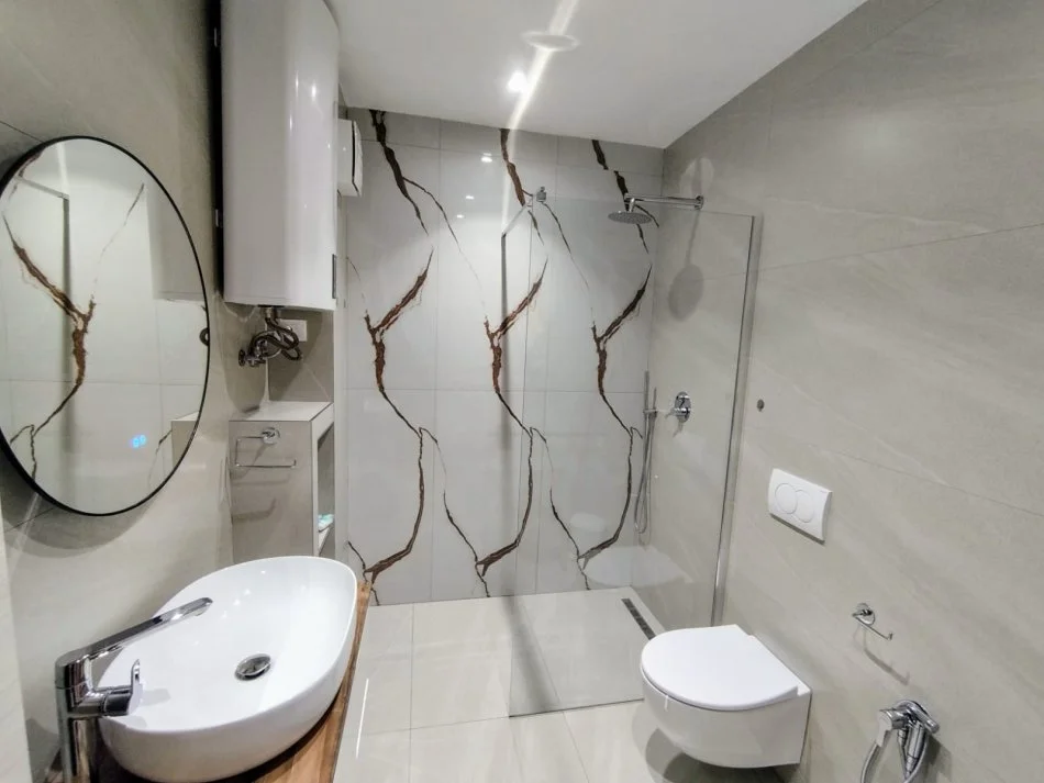 Tirane, jepet me qera apartament duplex 2 Katshe , 115 m² 1.300 € (Gjon Buzuku)