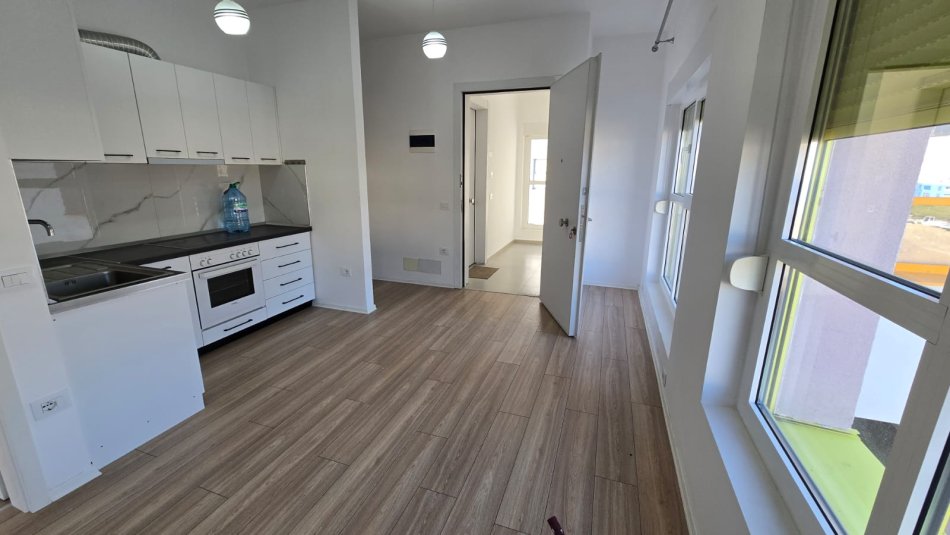 Tirane, jap me qera apartament 1+1+Ballkon Kati 6, 58 m² 280 € (Rruga Pasho Hysa)