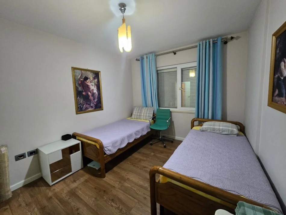 Tirane, shitet apartament 2+1 Kati 7, 107 m² 165.000 € (Laprak blloku Gintash)