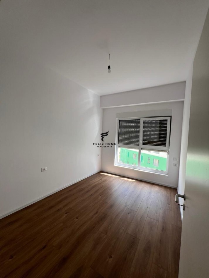 Tirane, shitet apartament 1+1+Ballkon Kati 5, 65 m² 105.000 € (ALI DEMI)
