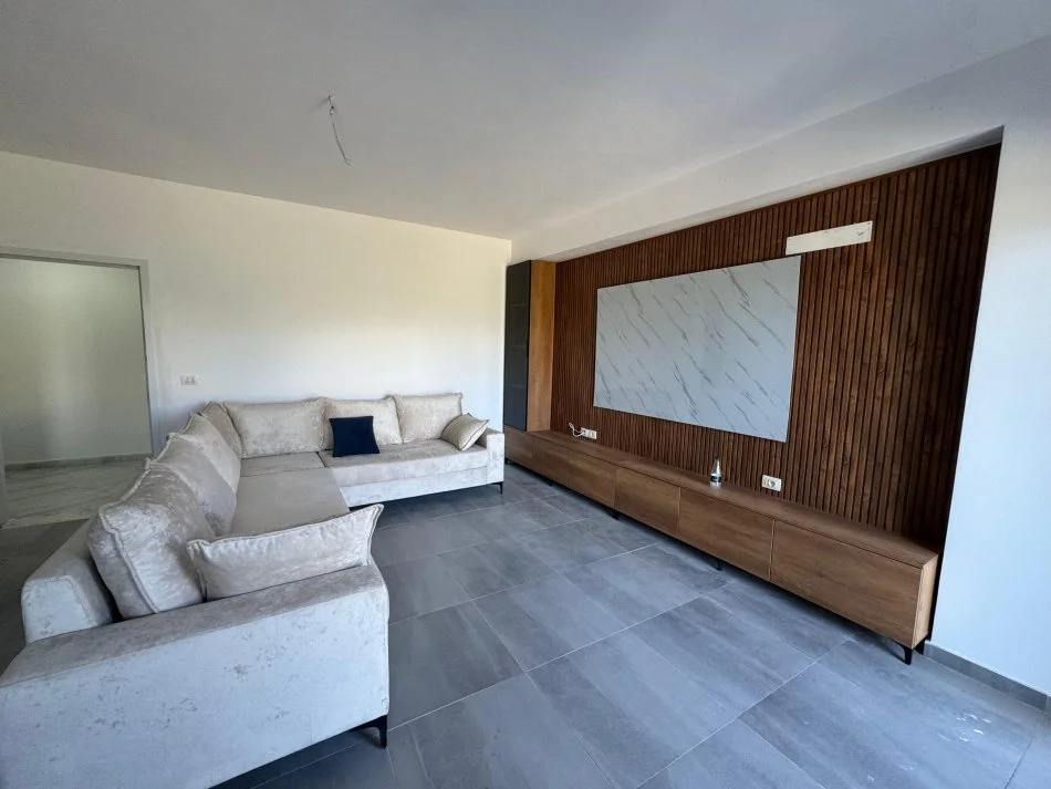 Tirane, jap me qera apartament 1+1 Kati 2, 60 m² 400 € (rruga Pasho hysa)