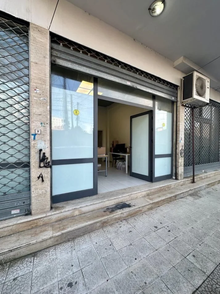 Tirane, shitet ambjent biznesi Kati 0, 386 m² 350.000 € (Pazari i Ri)