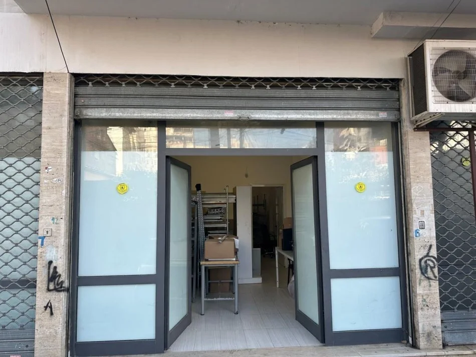Tirane, shitet ambjent biznesi Kati 0, 386 m² 350.000 € (Pazari i Ri)