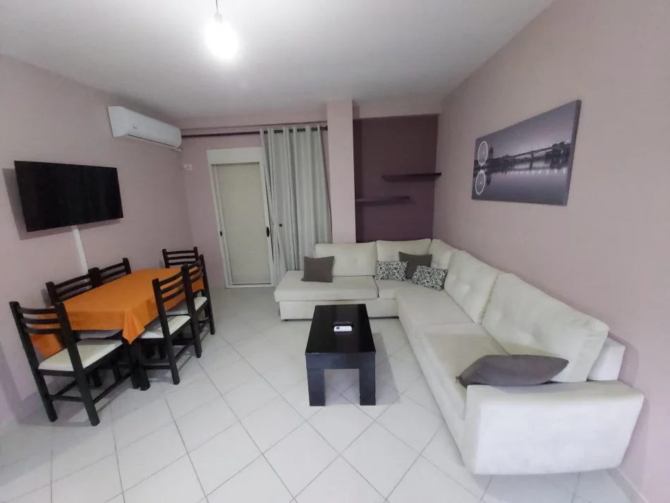 Tirane, jepet me qera apartament 2+1 Kati 7, 75 m² 450 € (astir)