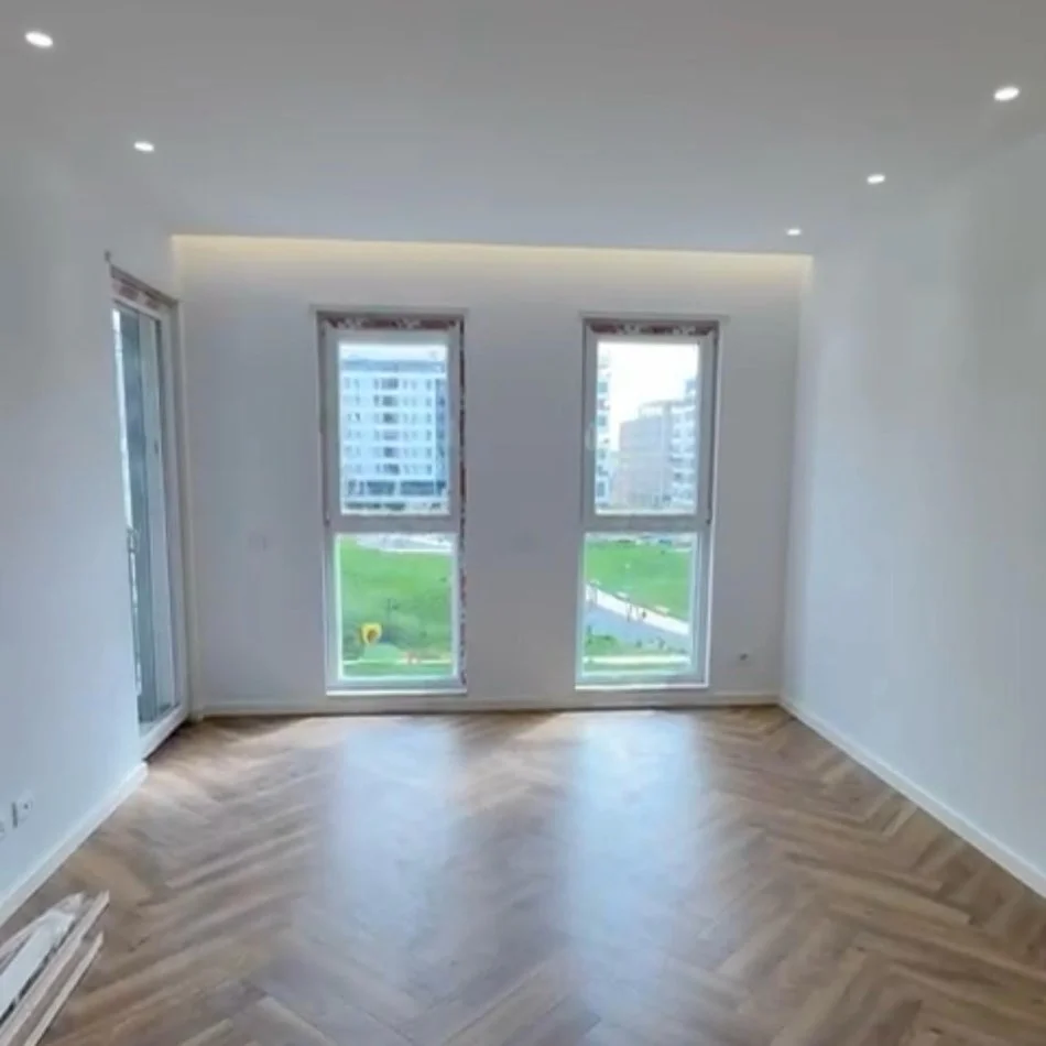 Tirane, shitet apartament 2+1+Ballkon Kati 4, 96 m² 126.800 € (Univers City)