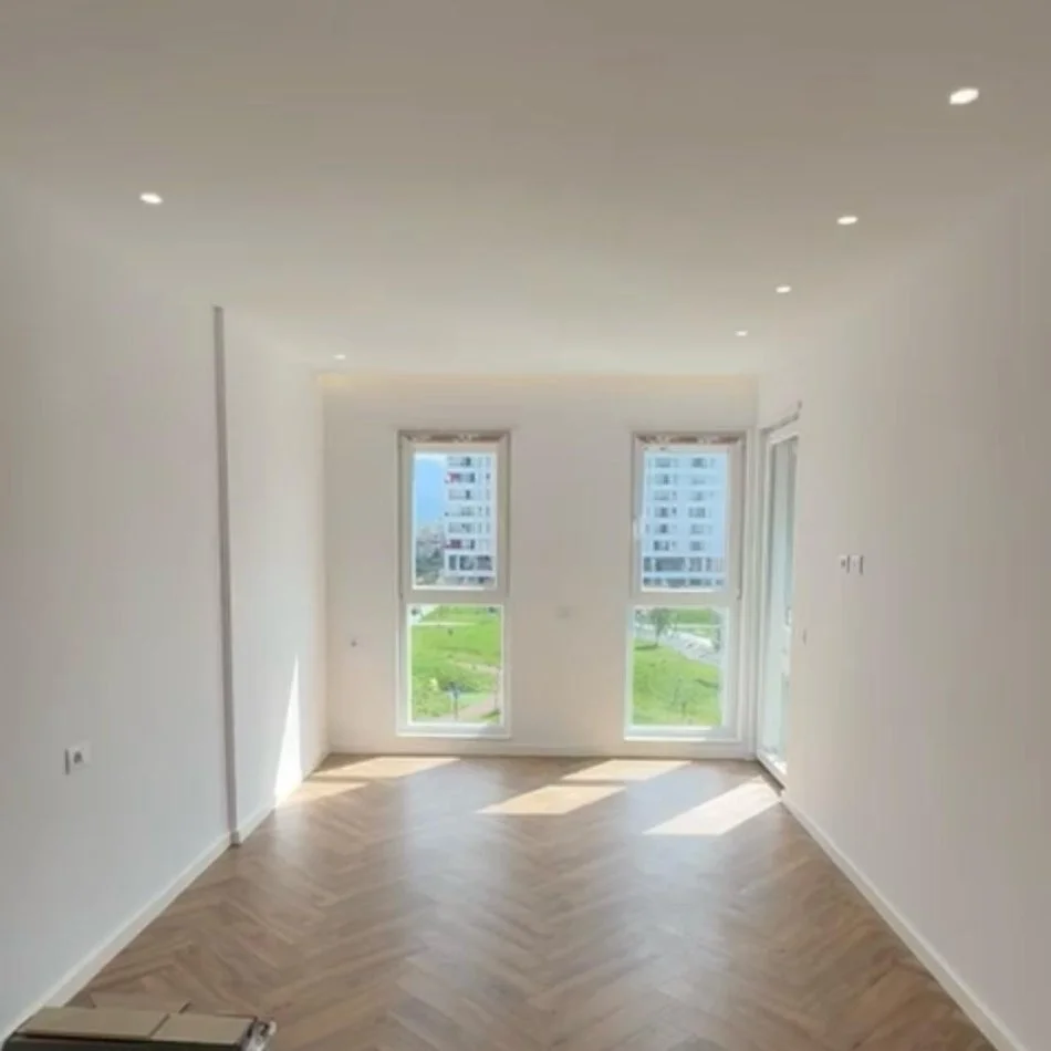 Tirane, shitet apartament 2+1+Ballkon Kati 4, 96 m² 126.800 € (Univers City)