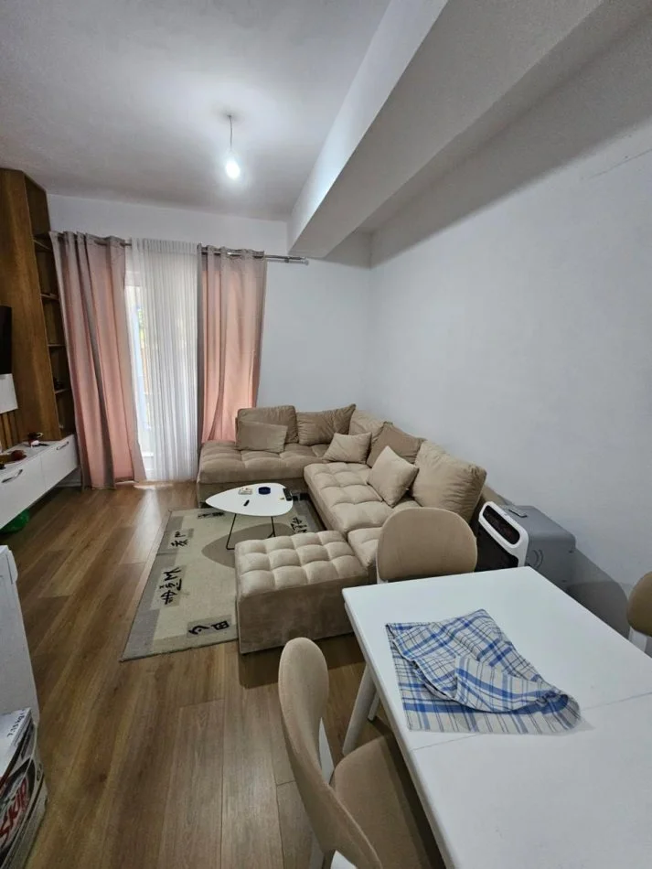 Tirane, shitet apartament 2+1 Kati 1, 74 m² 115.000 € (Ali Dem , Residenca Kaimi)