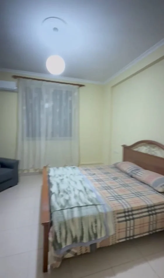 Tirane, jepet me qera apartament 2+1+Ballkon , 100 m² 570 € (Don Bosko)