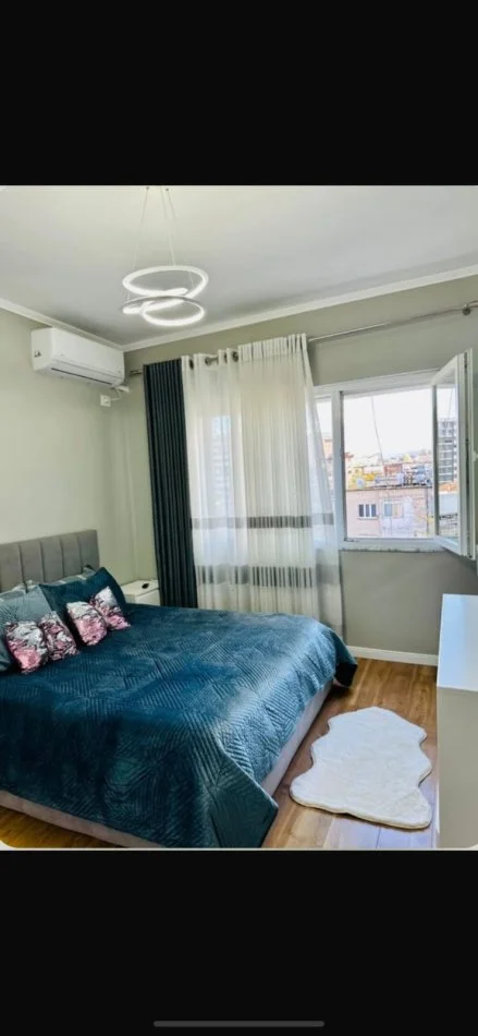 Tirane, shitet apartament 4+1 Kati 4, 126 m² 250.000 € (Ali Demi)
