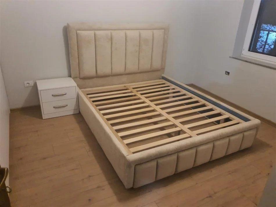 Tirane, jepet me qera apartament 1+1+Ballkon Kati 3, 60 m² 750 € (Sheshi Wilson)