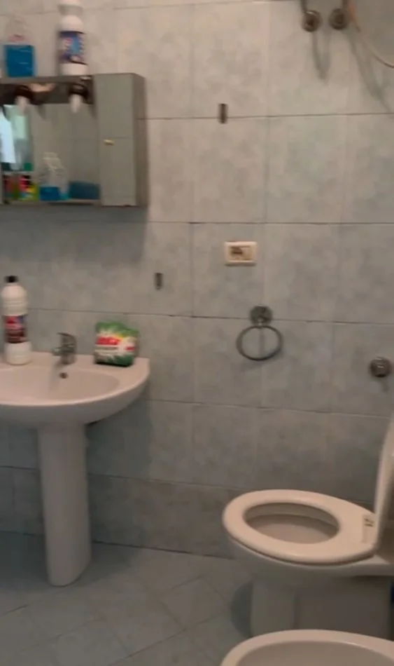 Mali Robit, shitet apartament 1+1+Aneks+Ballkon Kati 2, 65 m² 78.000 € (Mali i Robit)