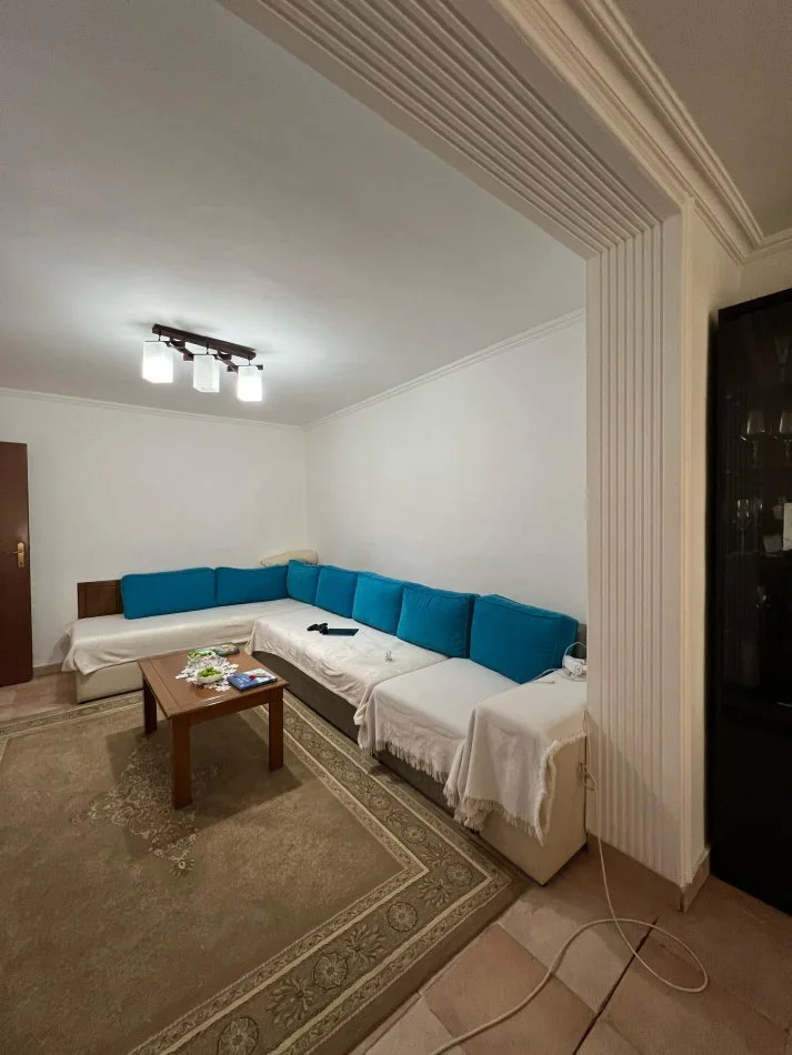 Tirane, shitet apartament 2+1+Aneks+Ballkon Kati 3, 96 m² (Bllok)