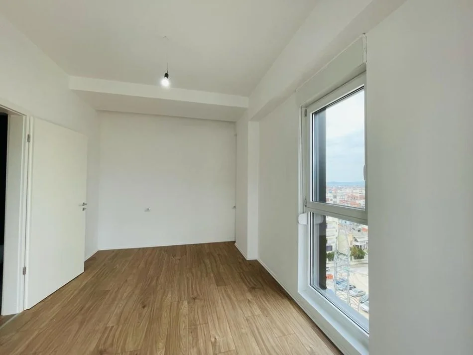 Tirane, jap me qera apartament Kati 9, 120 m² 450 € (rruga jordan misja)
