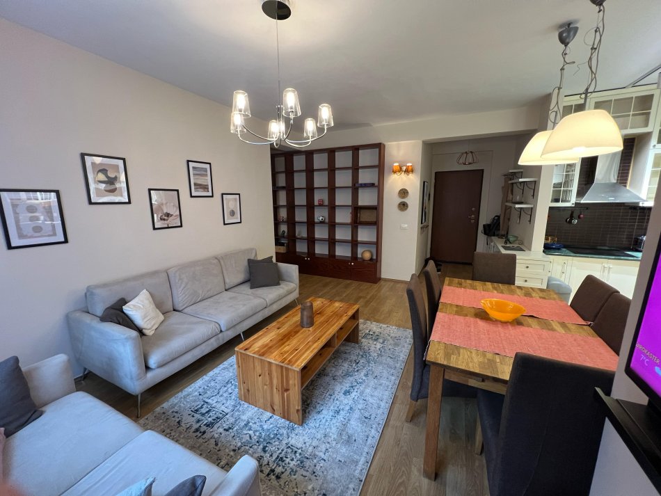 Tirane, jap me qera apartament 2+1+Ballkon Kati 2, 100 m² 750 € (PRANE KRISTAL CENTER)