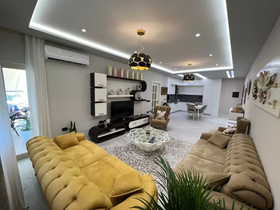 Tirane, jap me qera apartament 2+1+Ballkon Kati 2, 100 m² 800 € (LIQENI THATE)